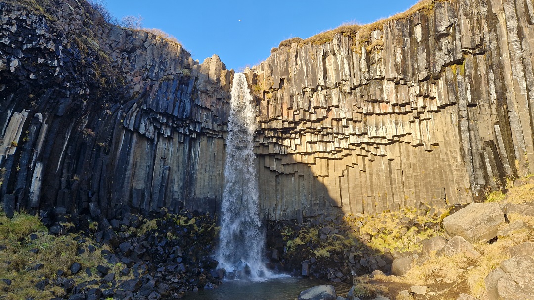 is09-svartifoss