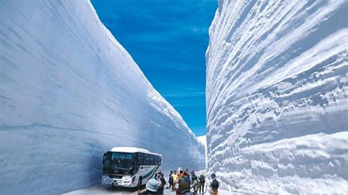 Tateyama Kurobe Alpine Route